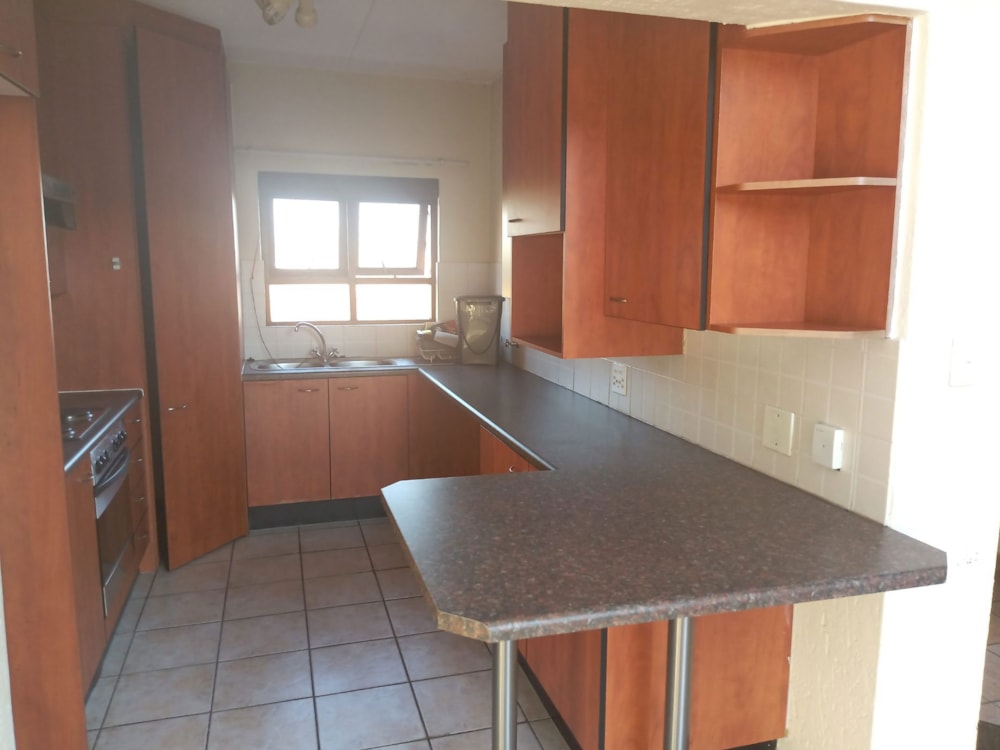 Townhouse let in Sunninghill - FYL1663081 Townhouse let in Sunninghill - FYL1663081