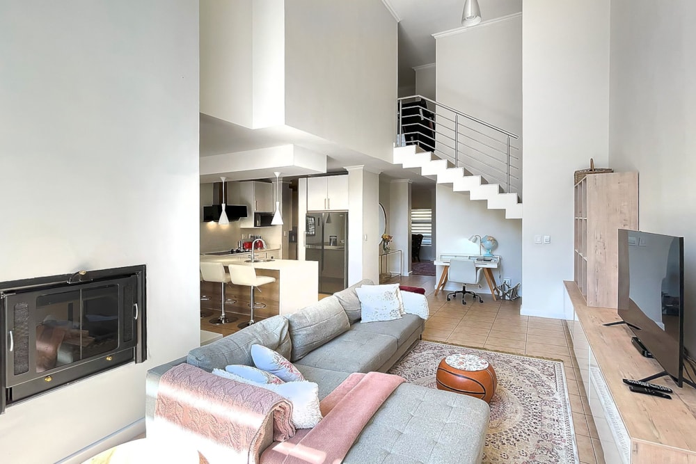 Apartment sold in Houghton Estate - HP1670754 Apartment sold in Houghton Estate - HP1670754