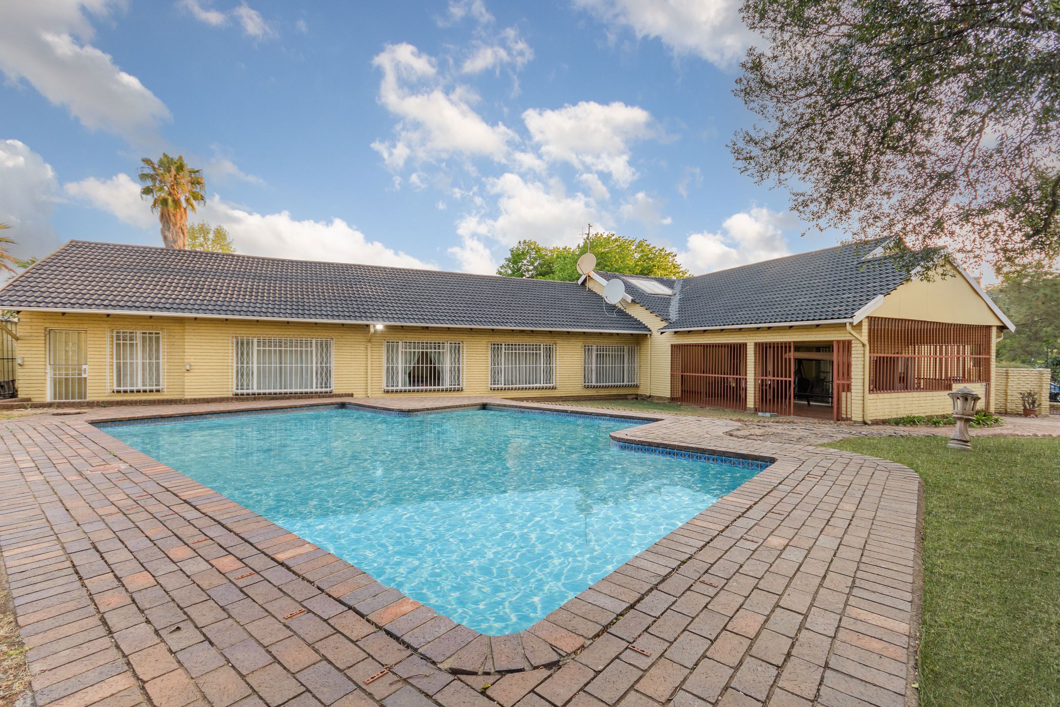 House for sale in Dowerglen - BED1679309