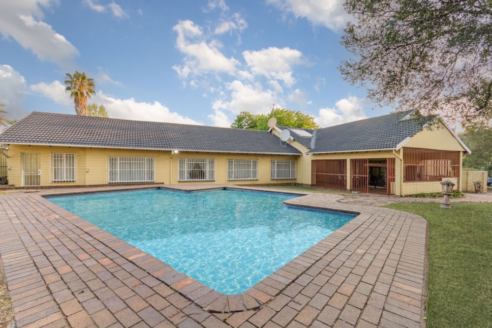 House for sale in Dowerglen - BED1679309 House for sale in Dowerglen - BED1679309