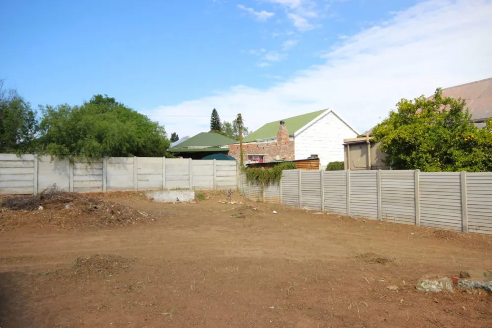 Vacant land for sale in Oudtshoorn North - 1OU1748672 Vacant land for sale in Oudtshoorn North - 1OU1748672