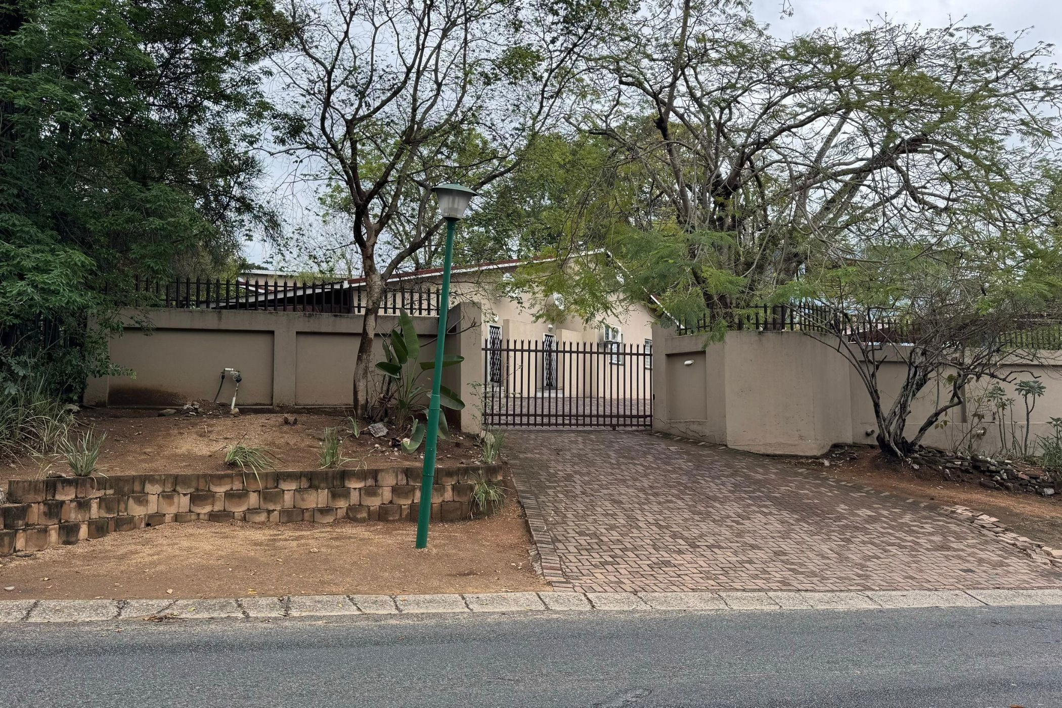 Apartment for sale in Sonheuwel - 1NS1678258