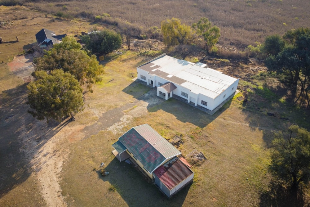 Smallholding for sale in Witpoortjie - RDT1675729 Smallholding for sale in Witpoortjie - RDT1675729