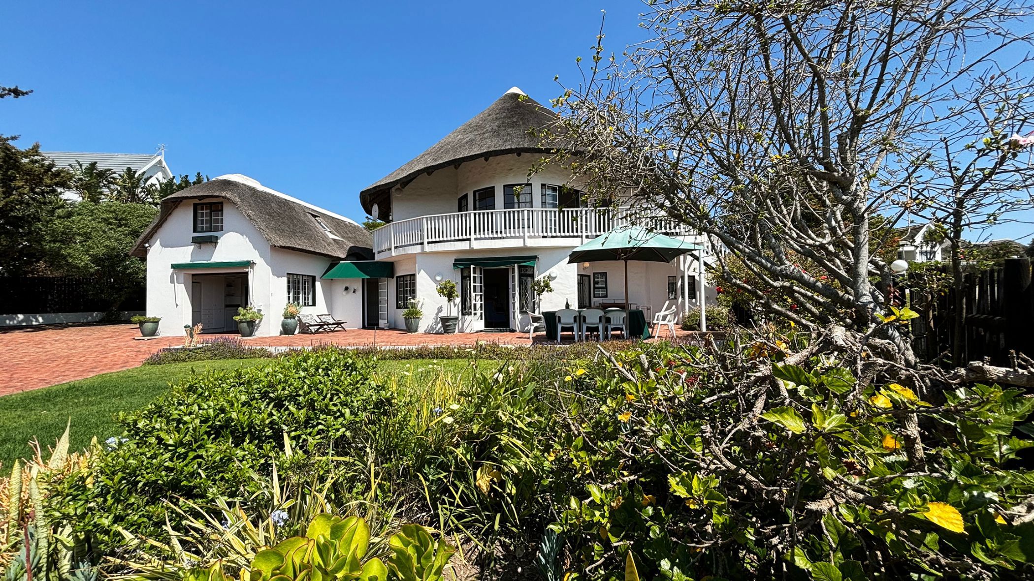 House sold in Village - 1SA1677104