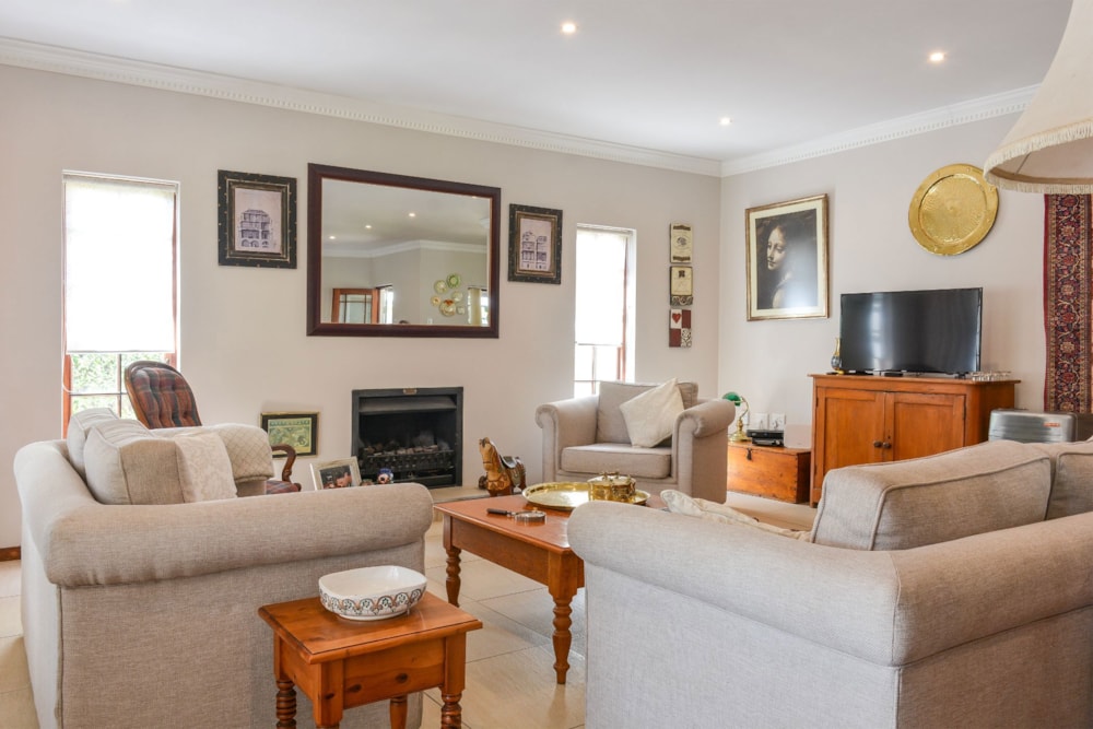 Townhouse sold in Hilton, KwaZulu-Natal - 1PM1675740