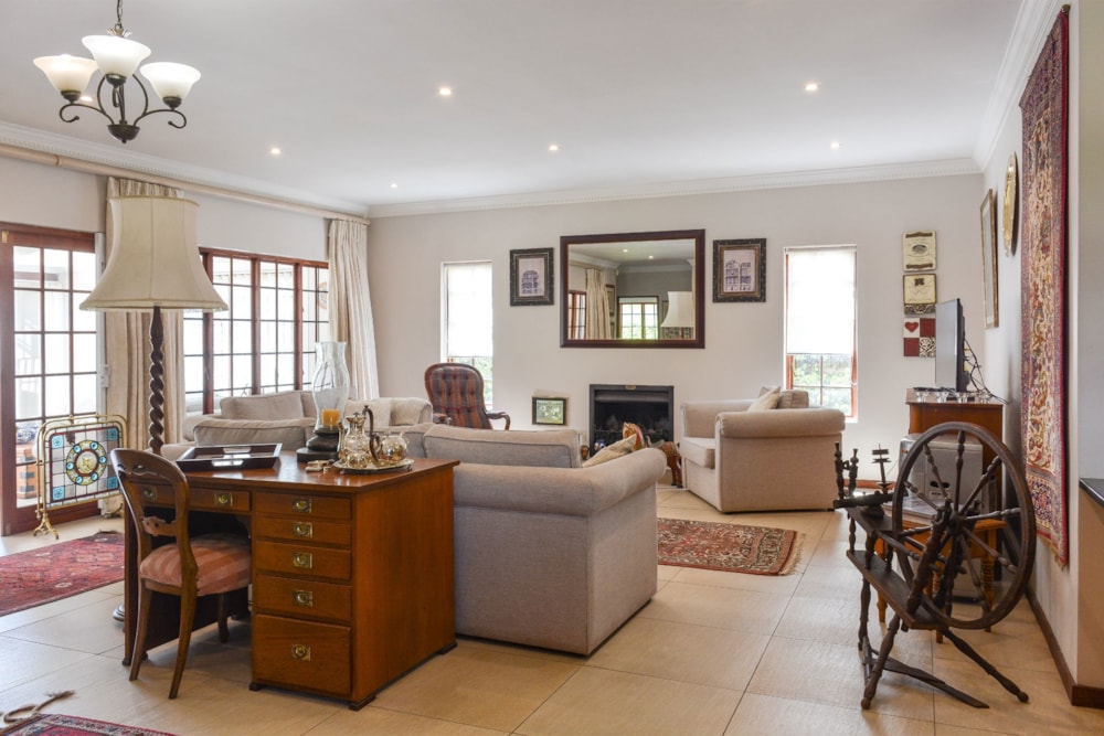 Townhouse sold in Hilton, KwaZulu-Natal - 1PM1675740