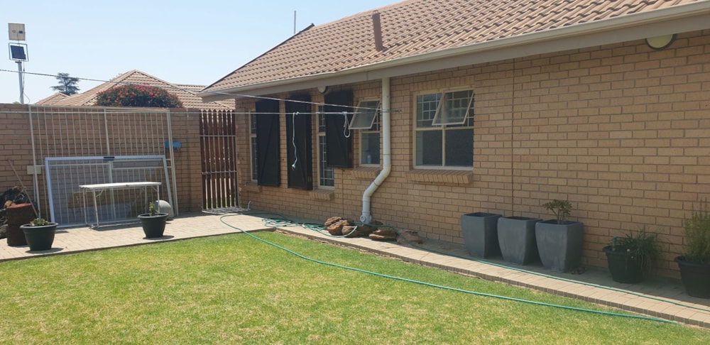 Townhouse for sale in Universitas - 1BX1662875 Townhouse for sale in Universitas - 1BX1662875