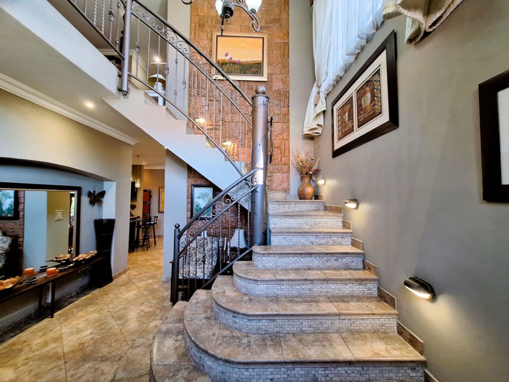 House for sale in Midstream Estate - CN1678544 House for sale in Midstream Estate - CN1678544