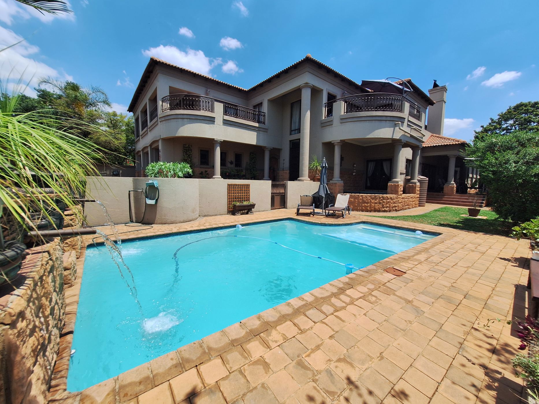 House for sale in Midstream Estate - CN1678544