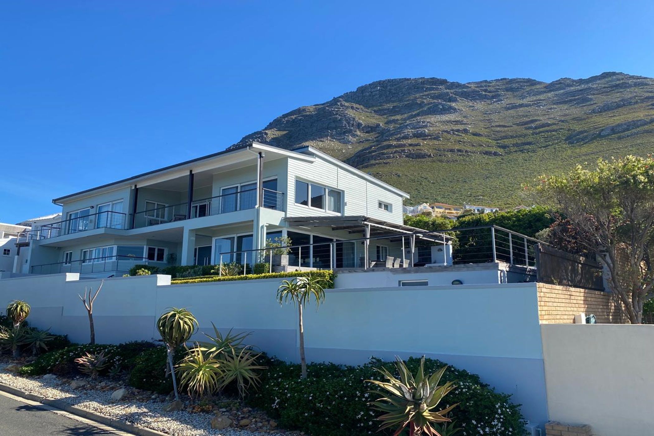 House sold in Froggy Farm - SIM1675120