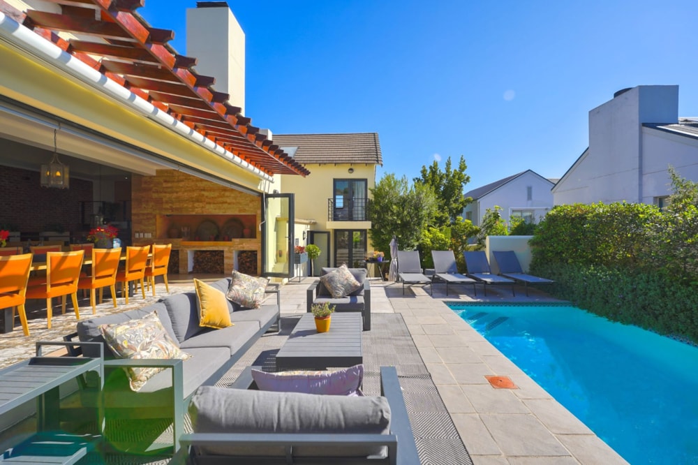 House for sale in Somerset West - SW1678772