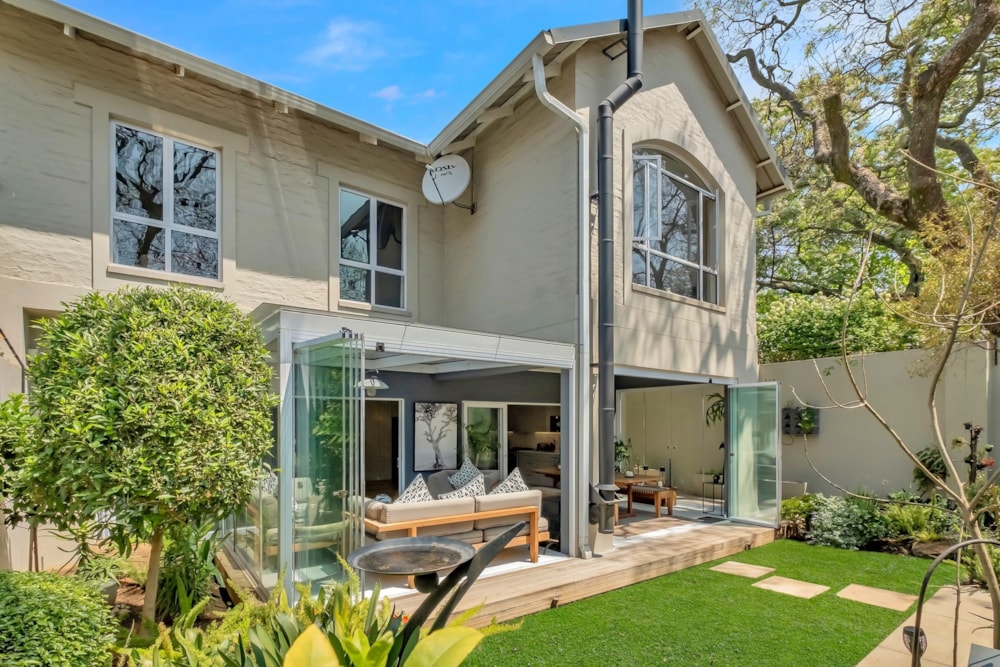 Cluster sold in Saxonwold - HP1676335 Cluster sold in Saxonwold - HP1676335