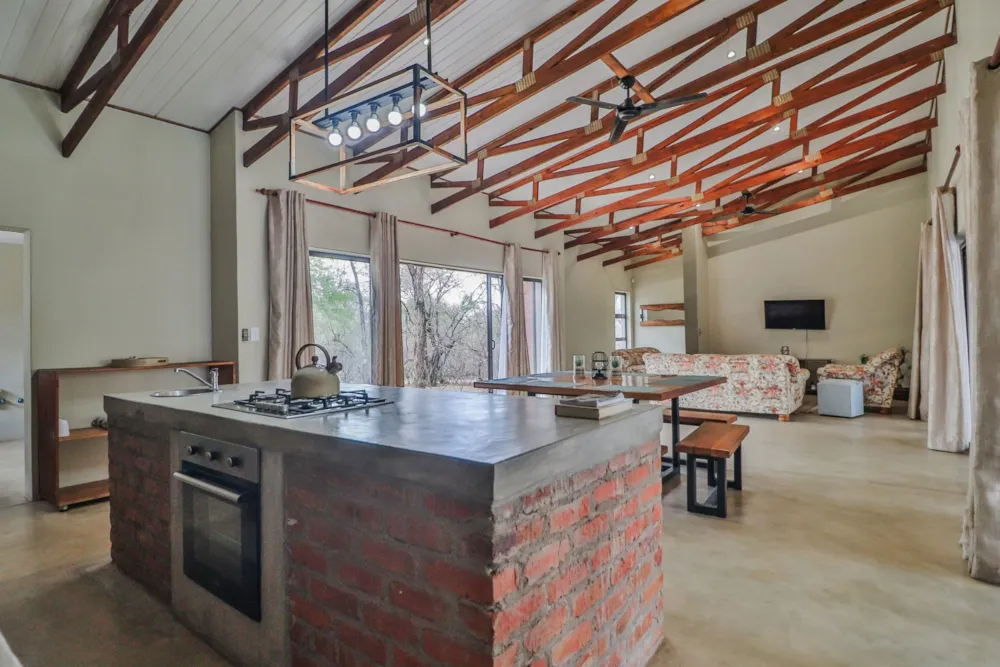 House for sale in Marloth Park - 1NK1680320 House for sale in Marloth Park - 1NK1680320