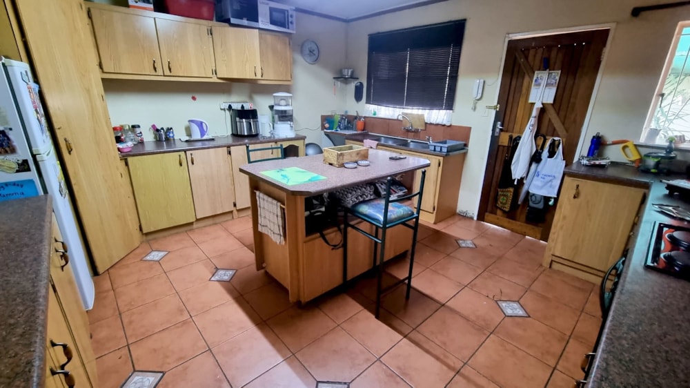 Townhouse sold in Uitsig, Bloemfontein - 1BX1679242 Townhouse sold in Uitsig, Bloemfontein - 1BX1679242