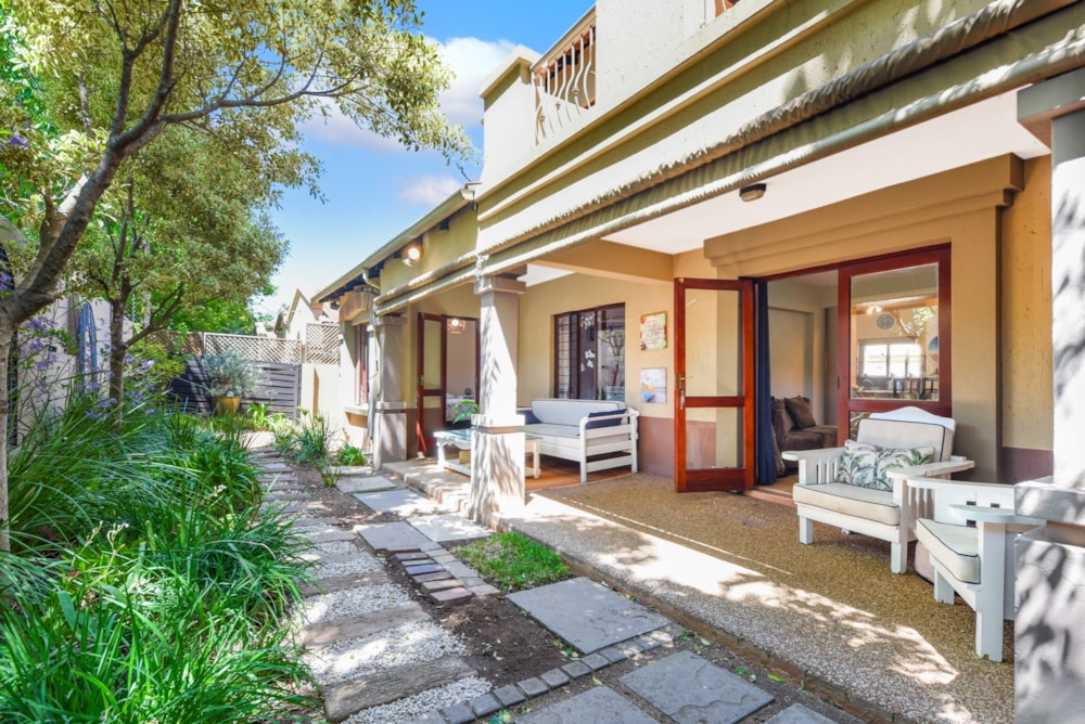 Townhouse sold in Douglasdale - FW1675284 Townhouse sold in Douglasdale - FW1675284