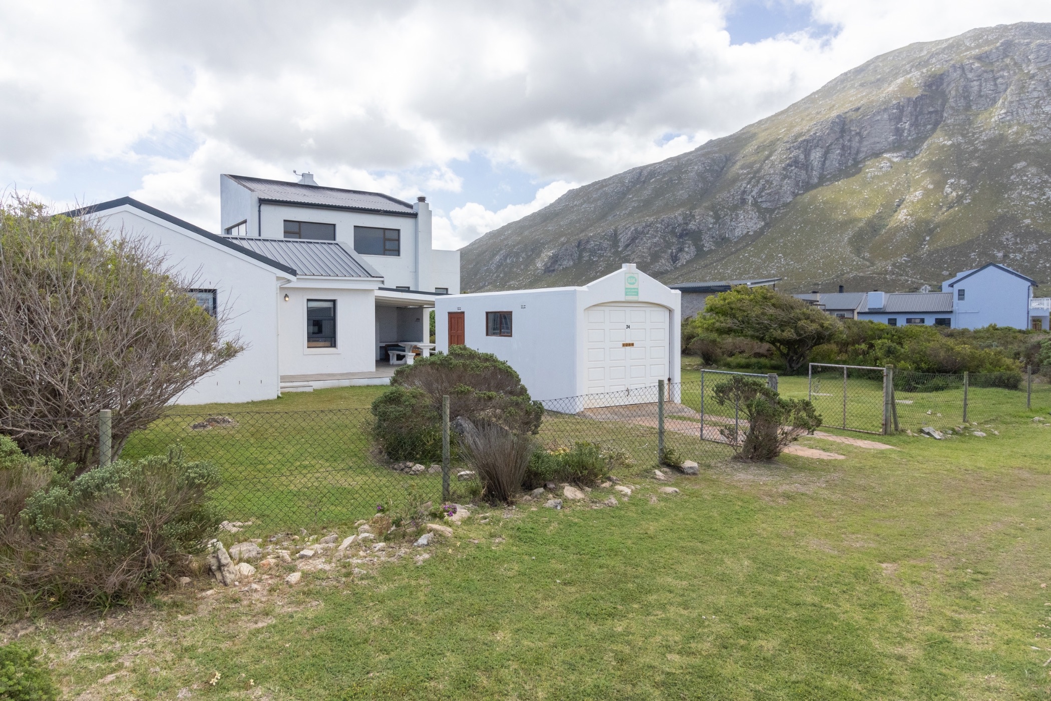 House sold in Bettys Bay - KN1678880
