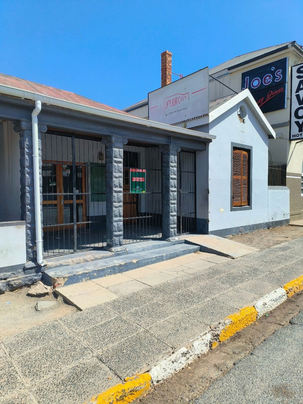 Commercial retail property sold in Beaufort West - 1KK1609512 Commercial retail property sold in Beaufort West - 1KK1609512