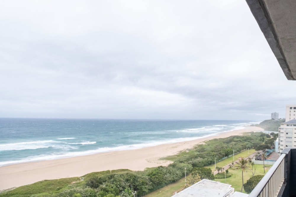 Apartment for sale in Amanzimtoti - 1WB1678374 Apartment for sale in Amanzimtoti - 1WB1678374