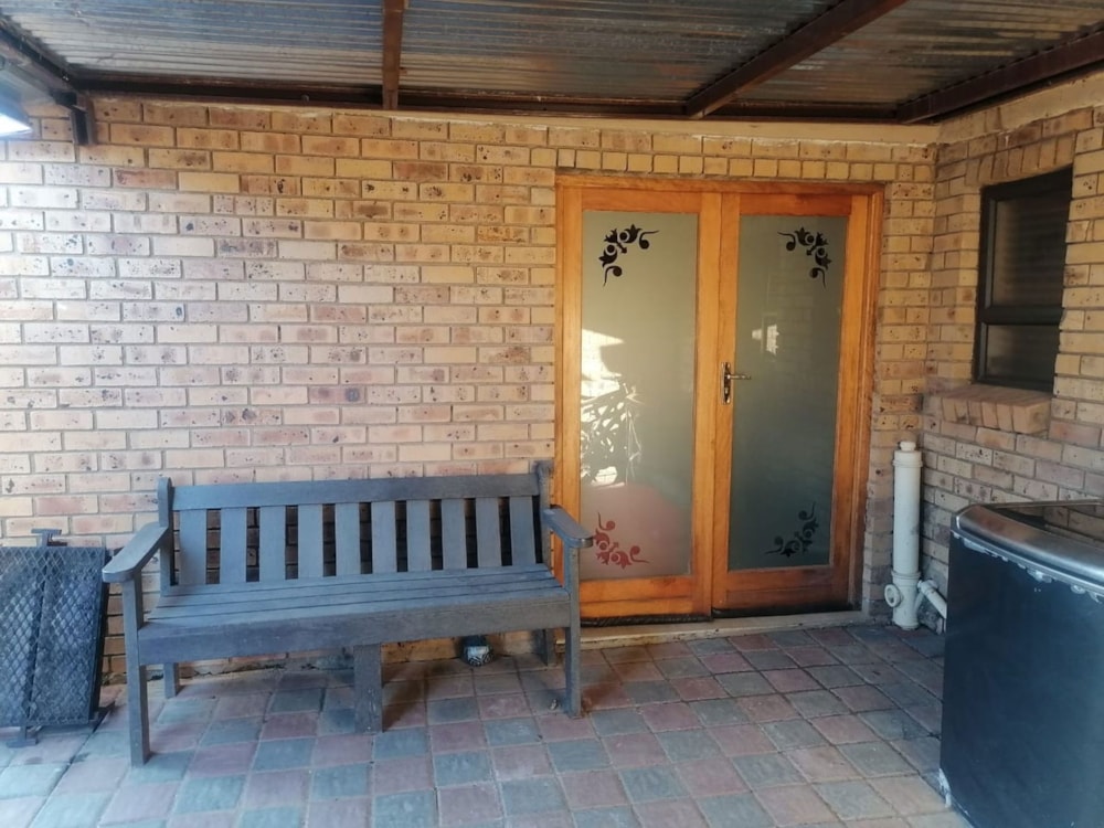 House for sale in Grasslands - 1BX1675762