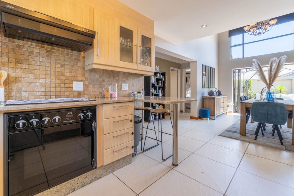 House sold in Glen Marais - KTP1677228 House sold in Glen Marais - KTP1677228