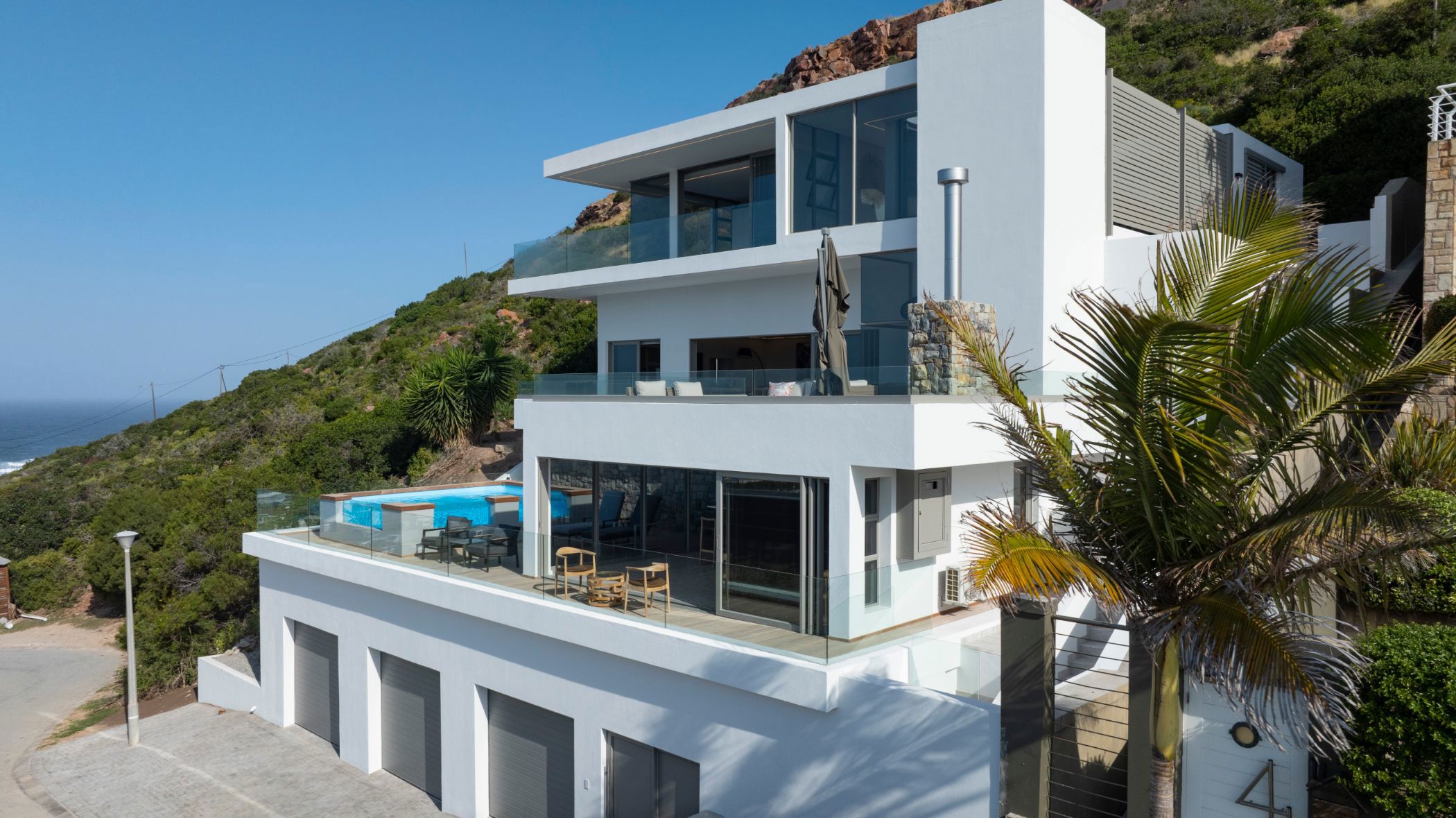 House for sale in Mossel Bay Central - 1MB1678150