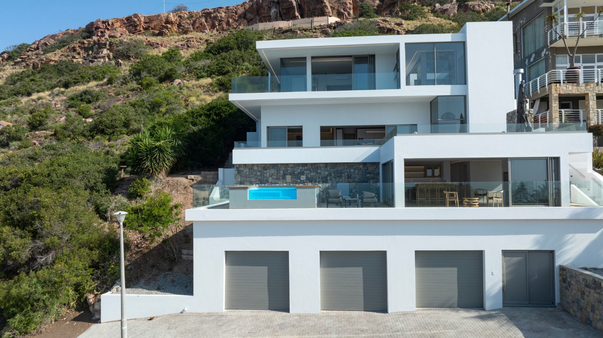 House for sale in Mossel Bay Central - 1MB1678150