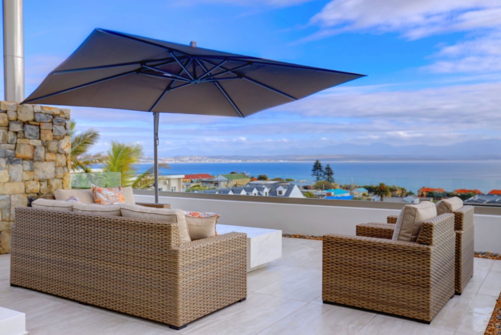 House for sale in Mossel Bay Central - 1MB1678150 House for sale in Mossel Bay Central - 1MB1678150