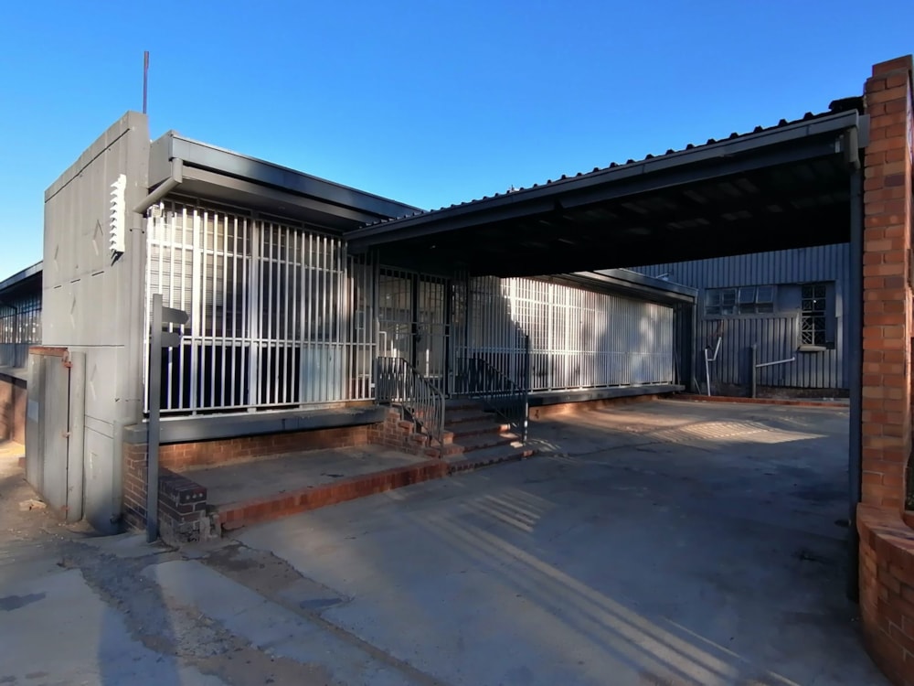 Commercial industrial property to rent in West Turffontein - 1GV1544824 Commercial industrial property to rent in West Turffontein - 1GV1544824
