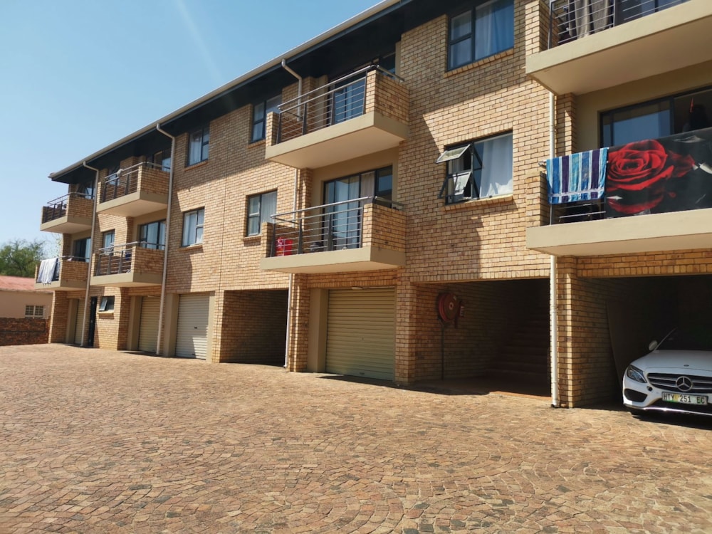 Apartment for sale in Grahamstown Central (Makhanda Central)  - 1GC1676246