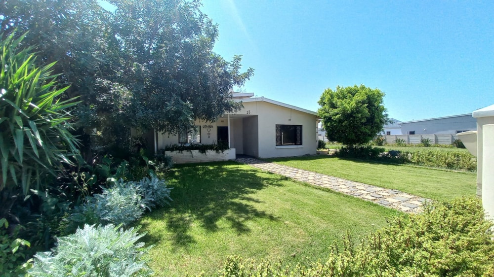 House sold in Heidelberg, Garden Route - 1SR1677706 House sold in Heidelberg, Garden Route - 1SR1677706