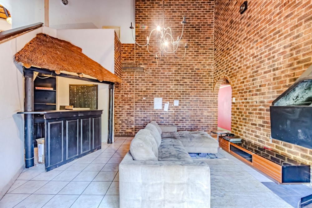 House for sale in Moreleta Park - PT1674076 House for sale in Moreleta Park - PT1674076