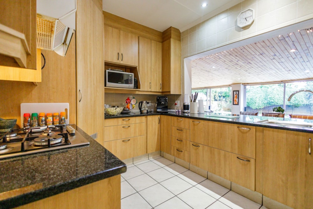 House sold in Brackendowns - 1GV1678210 House sold in Brackendowns - 1GV1678210