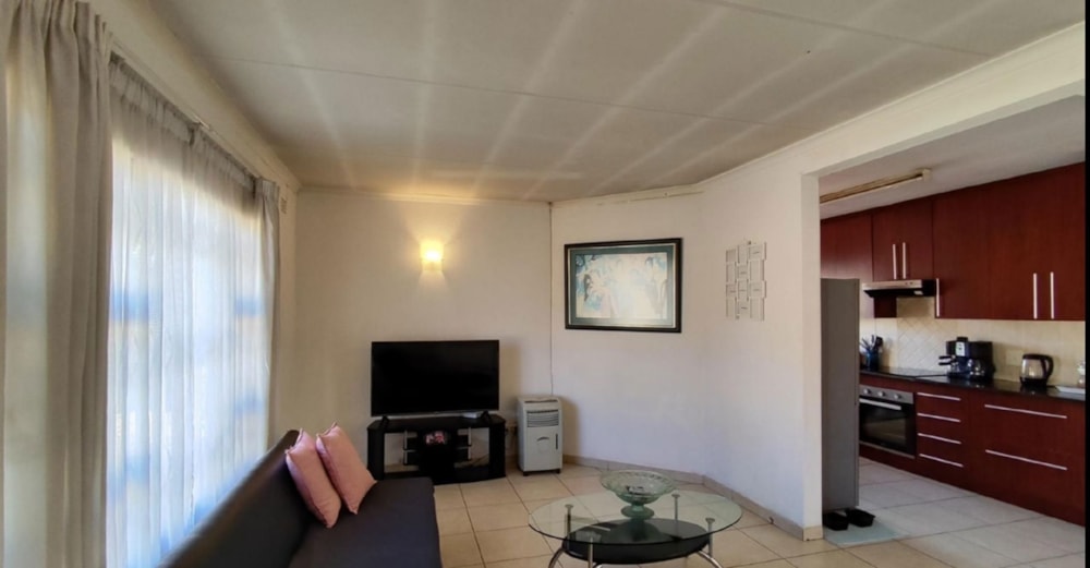 House for sale in Brackendowns - 1AB1677952