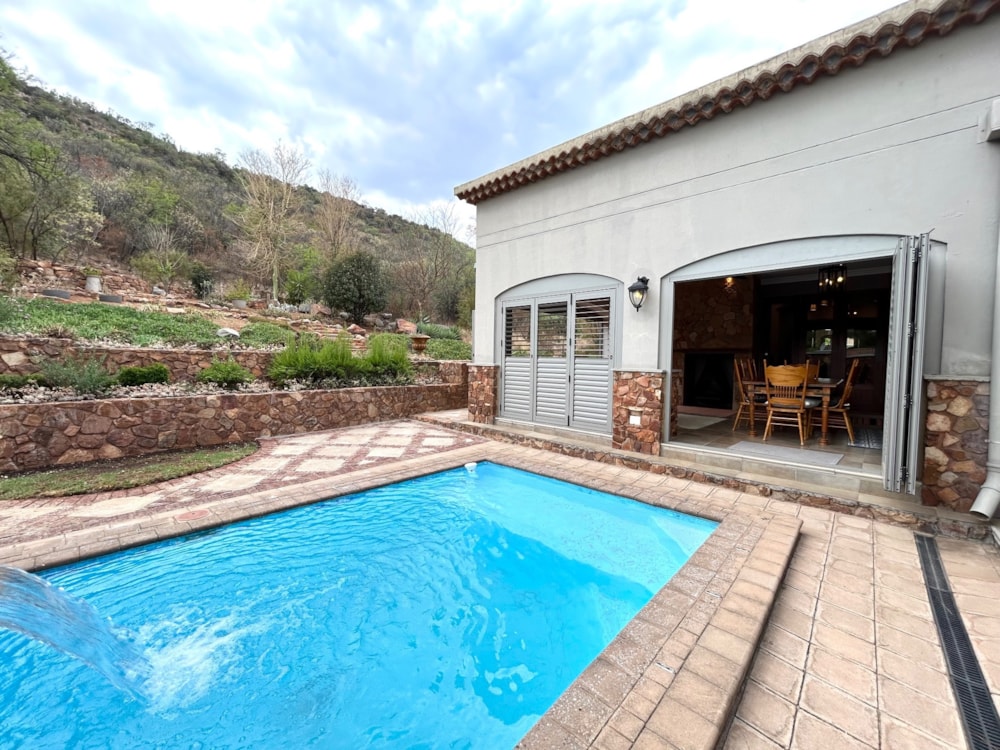 House for sale in Estate D Afrique - 1HR1677276 House for sale in Estate D Afrique - 1HR1677276