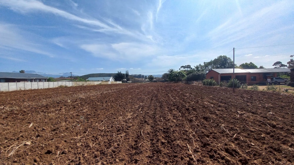 Residential vacant land for sale in Heidelberg, Garden Route - 1SR1677107 Residential vacant land for sale in Heidelberg, Garden Route - 1SR1677107