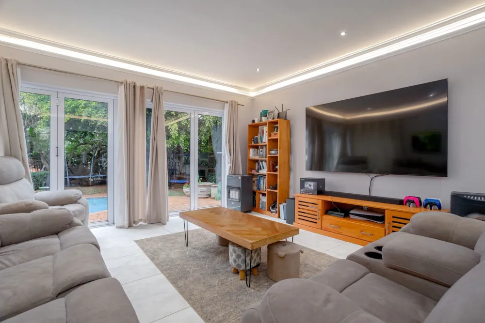 House sold in Glenwood, Durban - 1DA1729005 House sold in Glenwood, Durban - 1DA1729005