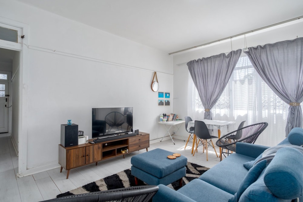 Apartment sold in Glenwood, Durban - 1DA1678375 Apartment sold in Glenwood, Durban - 1DA1678375