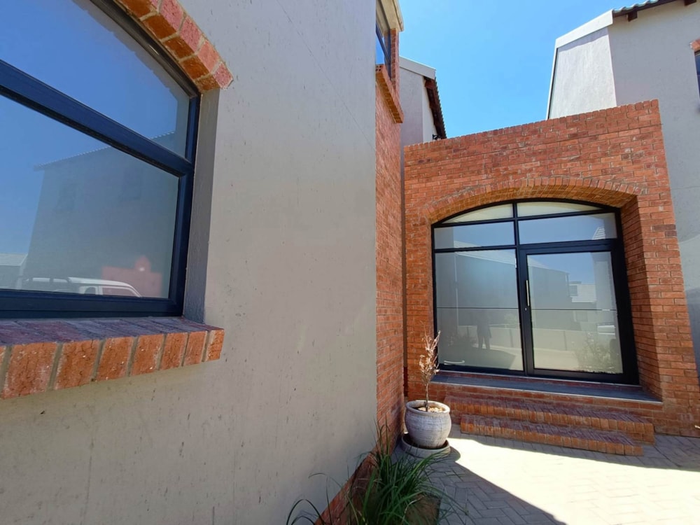 Townhouse let in Woodland Hills - 1BX1679557 Townhouse let in Woodland Hills - 1BX1679557