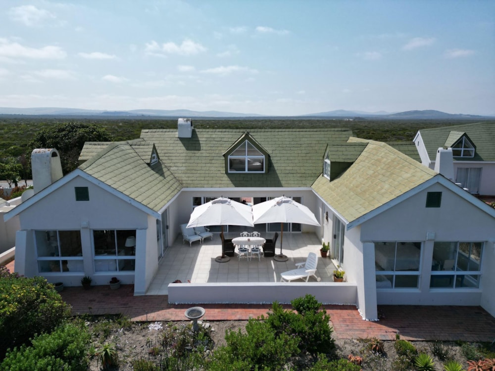 House for sale in Jakkalsfontein - LA1676621 House for sale in Jakkalsfontein - LA1676621