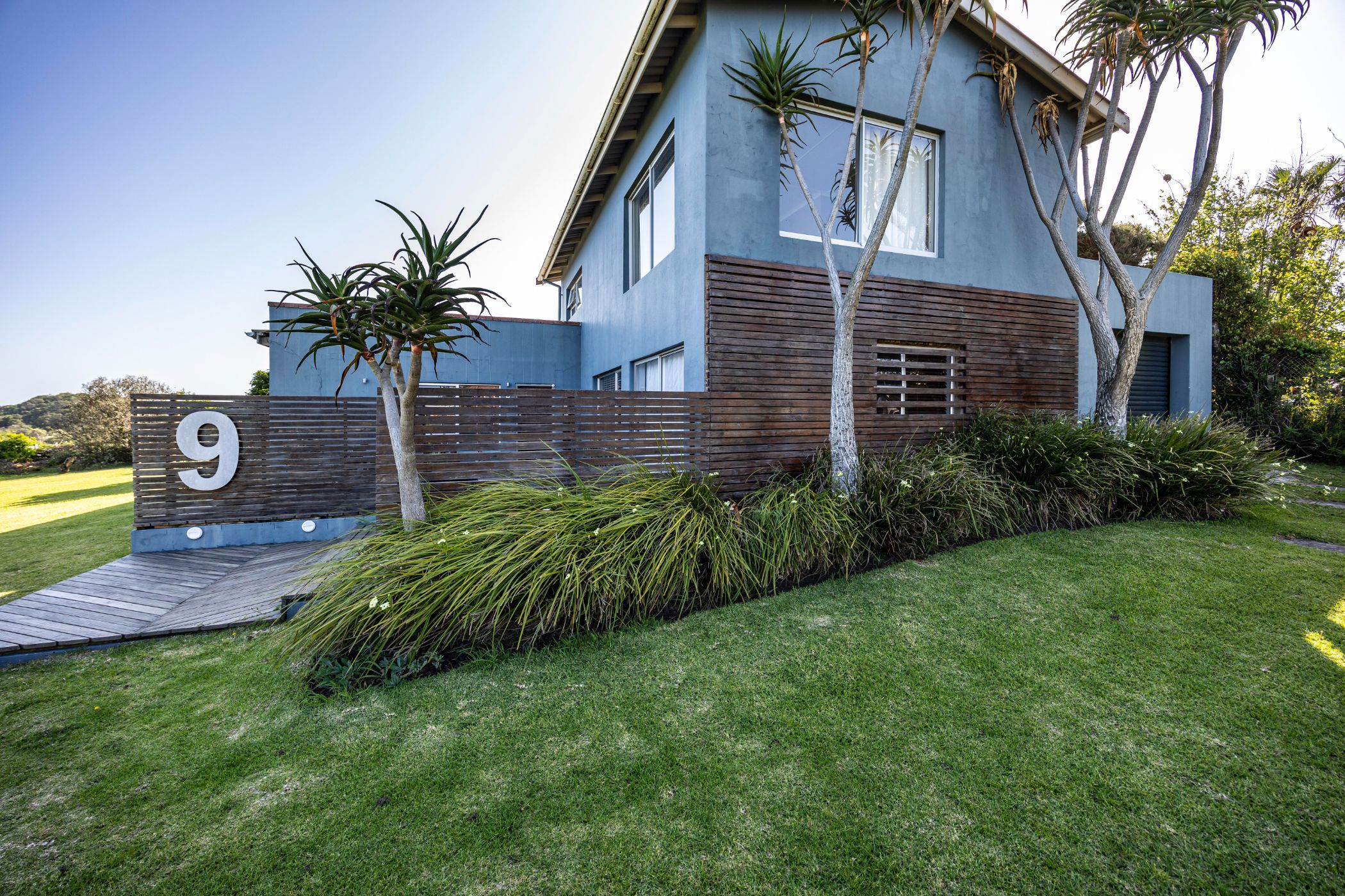 House for sale in Sunrise on Sea - 1EZ1678510