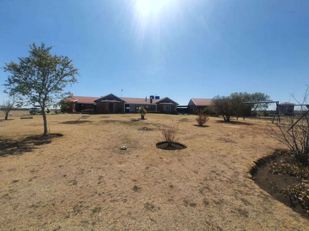 Guesthouse for sale in Heilbron - 1VT1676956