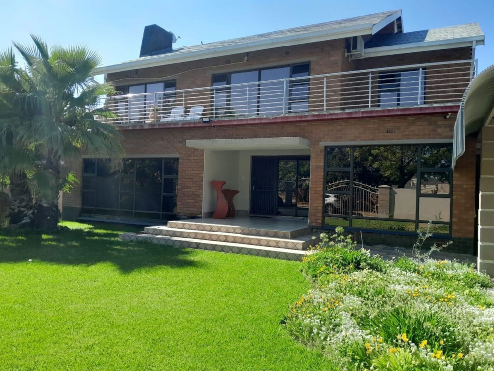 House for sale in Jan Cilliers Park - 1WM1725143 House for sale in Jan Cilliers Park - 1WM1725143
