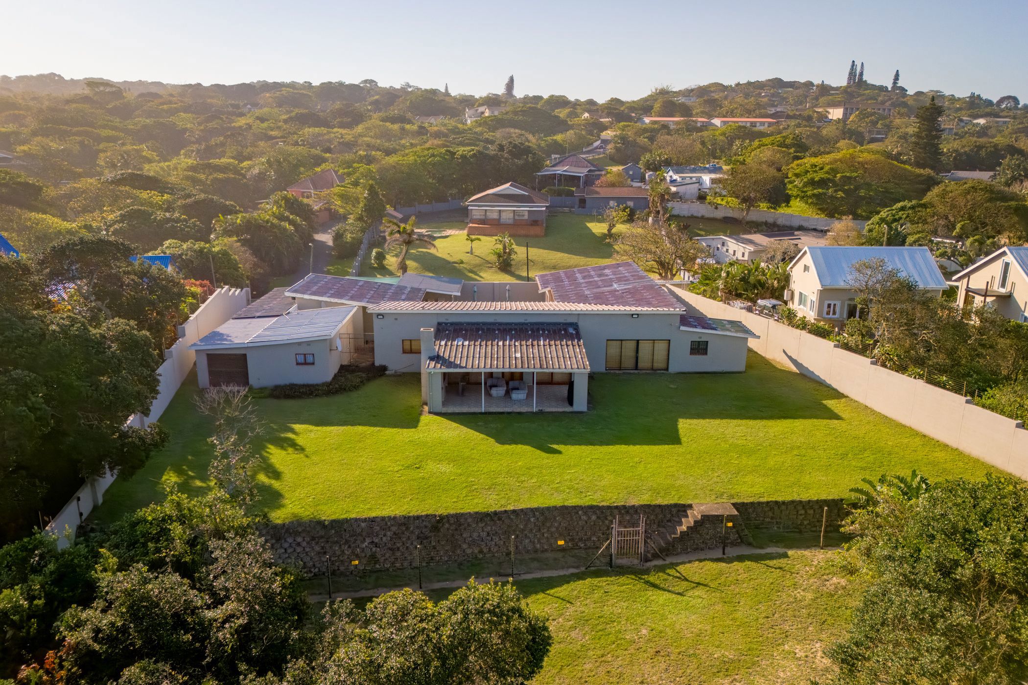 House for sale in Umtentweni - 1PSH1717907