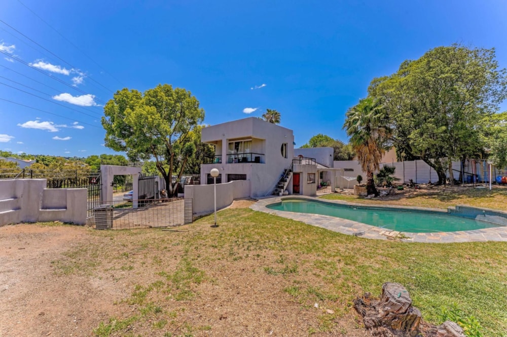 House for sale in Strijdom Park - RAN1678750