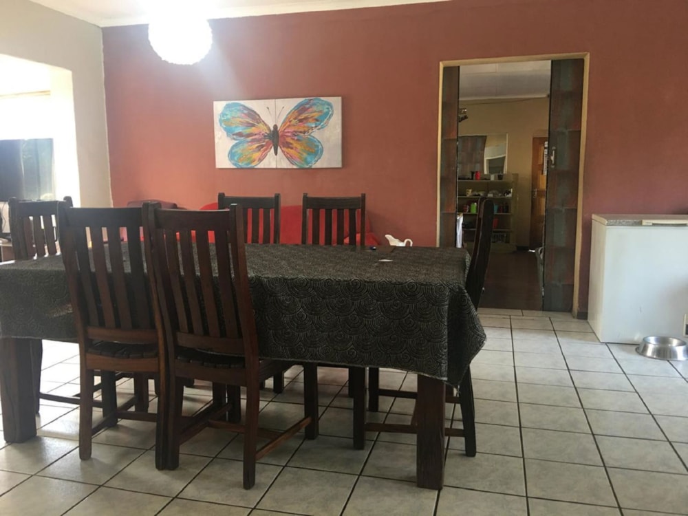 House for sale in Brackendowns - 1AB1675502