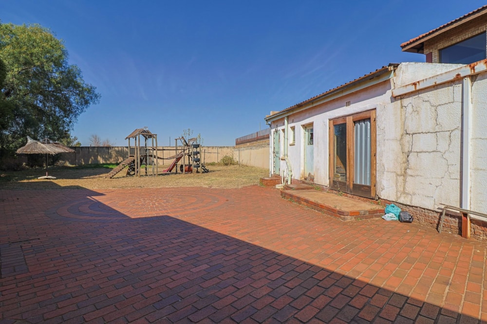 House sold in Lenasia - 1GV1675551 House sold in Lenasia - 1GV1675551