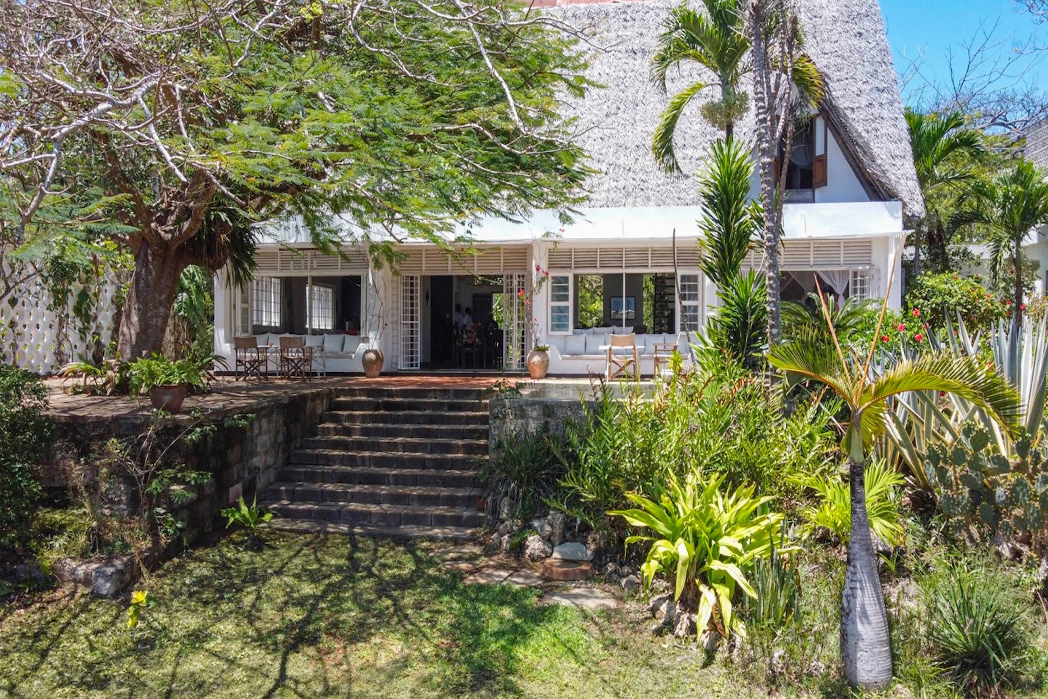 Beachfront villa to rent in Tiwi, Kenya - 3KE1679670