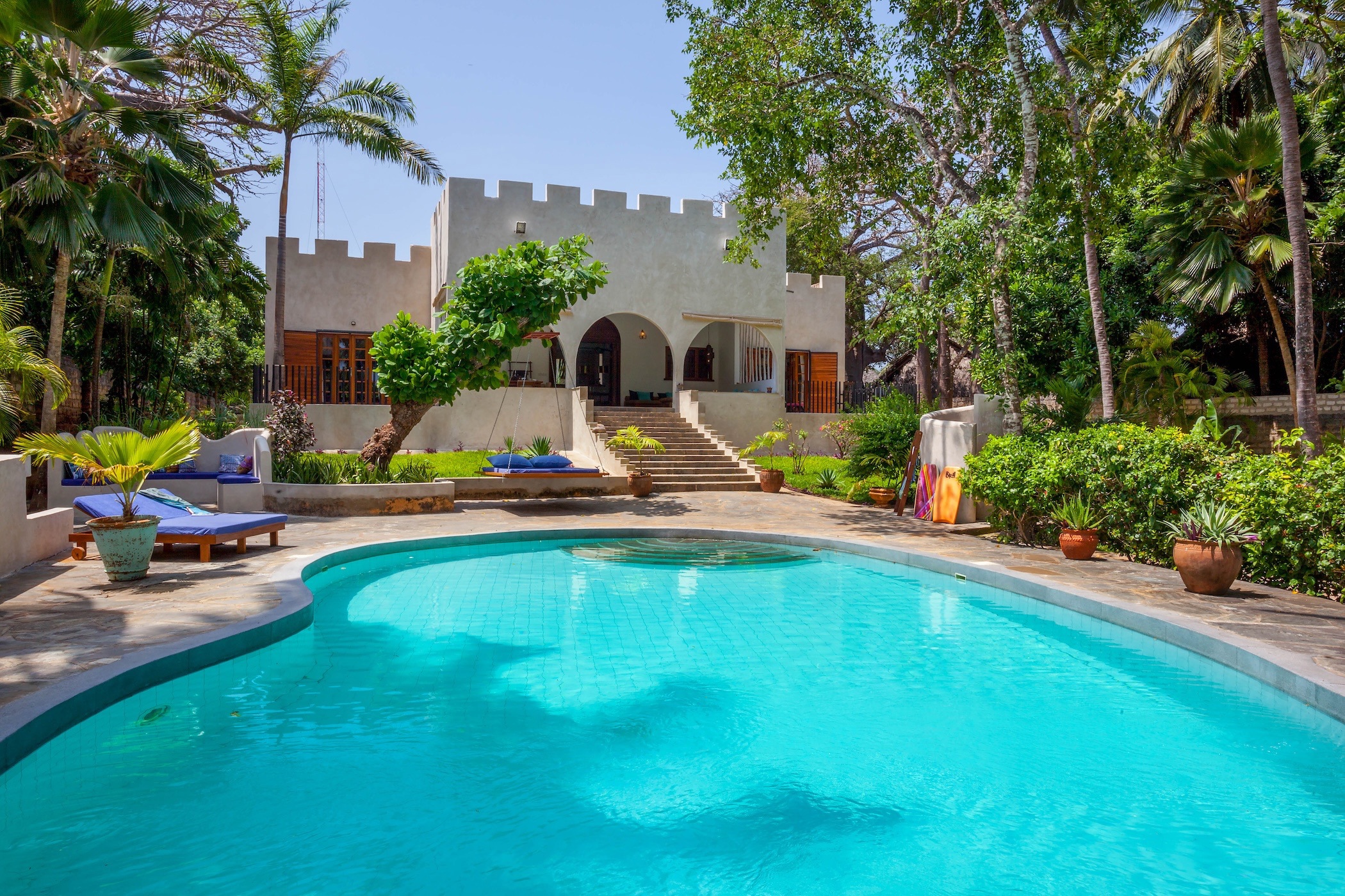 Beachfront villa to rent in Galu, Kenya - 3KE1676279