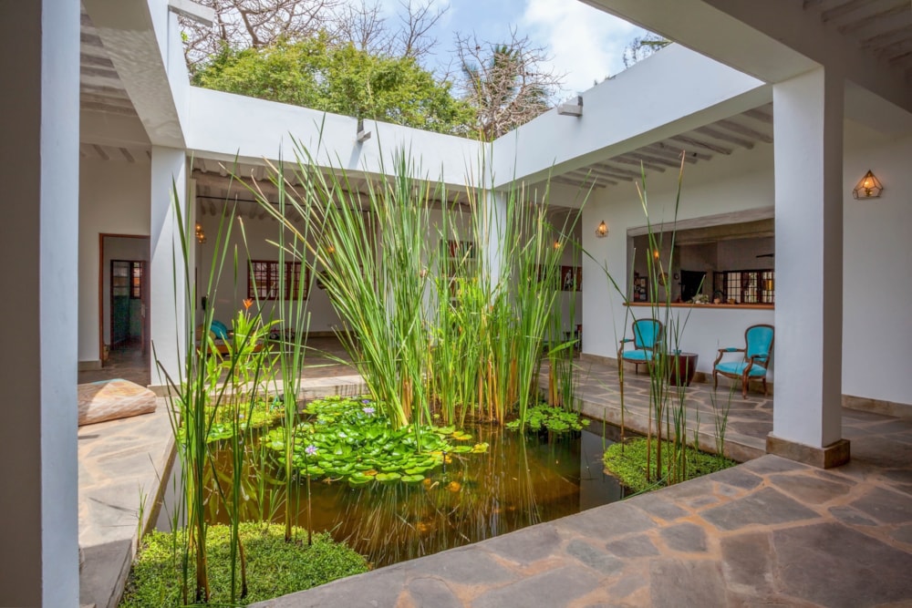 Beachfront villa to rent in Galu, Kenya - 3KE1676279 Beachfront villa to rent in Galu, Kenya - 3KE1676279