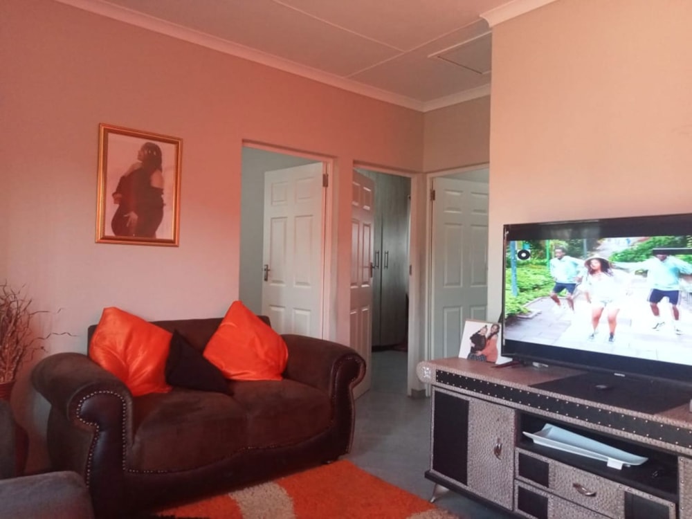 House for sale in Queenstown - 1MH1675552